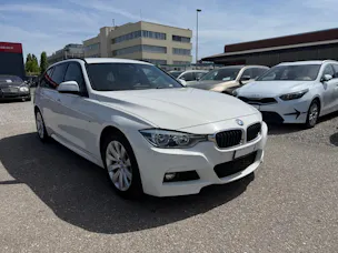 BMW 320i Essential Ed. xDrive SAG Tourin