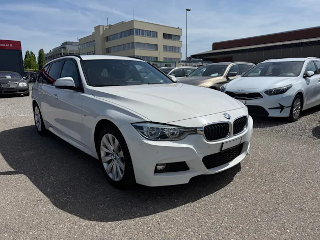 BMW 320i Essential Ed. xDrive SAG Tourin