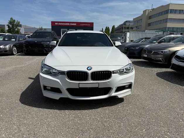 BMW 320i Essential Ed. xDrive SAG Tourin