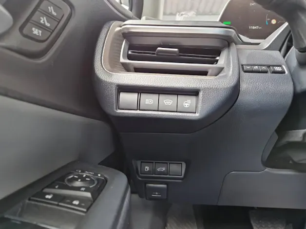 Toyota Prius 2.0 Plug-In-Hybrid Premi 47329/000