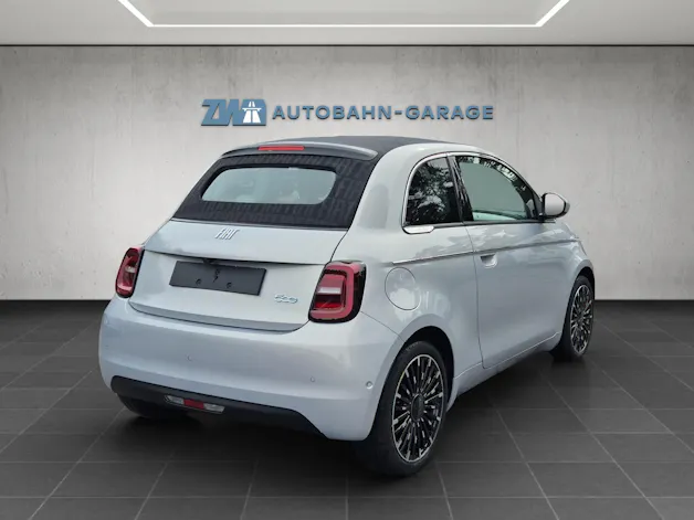 Fiat 500 Cabrio La Prima