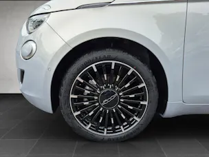 Fiat 500 Cabrio La Prima