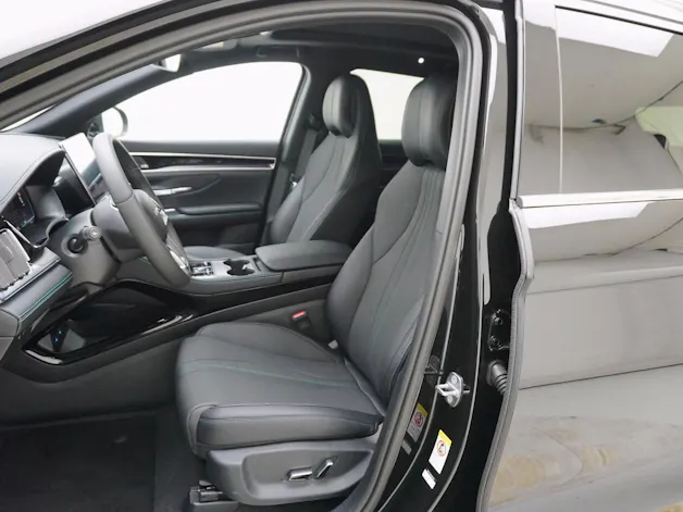BYD Seal U DM-i Design AWD