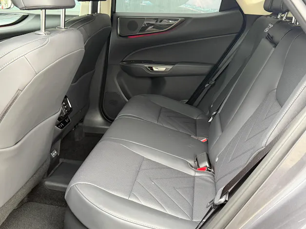 Lexus NX 450h+ Comfort