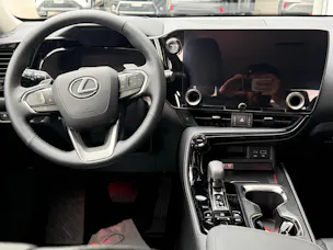 Lexus NX 450h+ Comfort