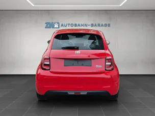 Fiat 500 La Prima