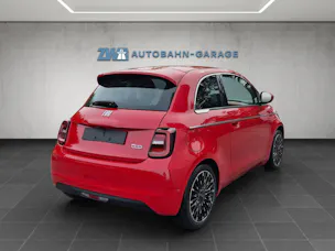 Fiat 500 La Prima