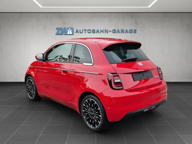 Fiat 500 La Prima