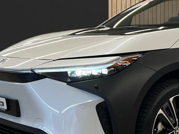 Toyota bZ4X Premium AWD
