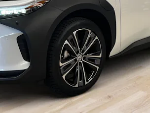 Toyota bZ4X Premium AWD