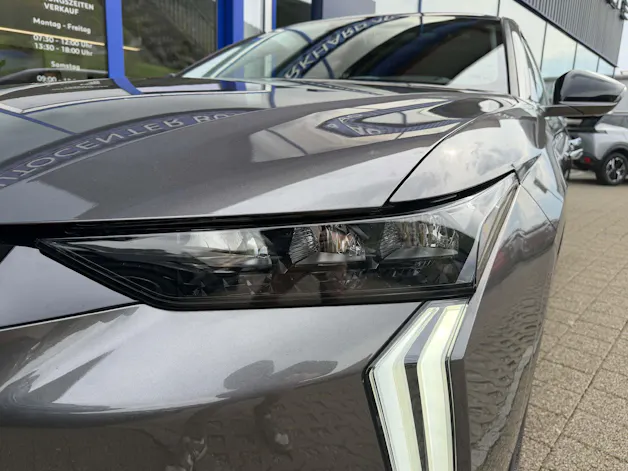 DS Automobiles 4 1.6 E-Tense Performance Line
