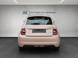 Fiat 500 La Prima