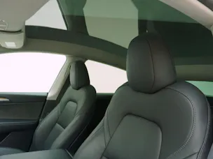 Tesla Model Y Long Range Dual AWD