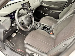 DS Automobiles 3 Crossback 1.2 PureTech 155 Performance Line