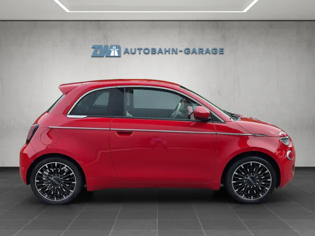 Fiat 500 La Prima