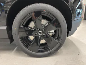 Volvo EX30 Ultra XCENTRIC Black Edition