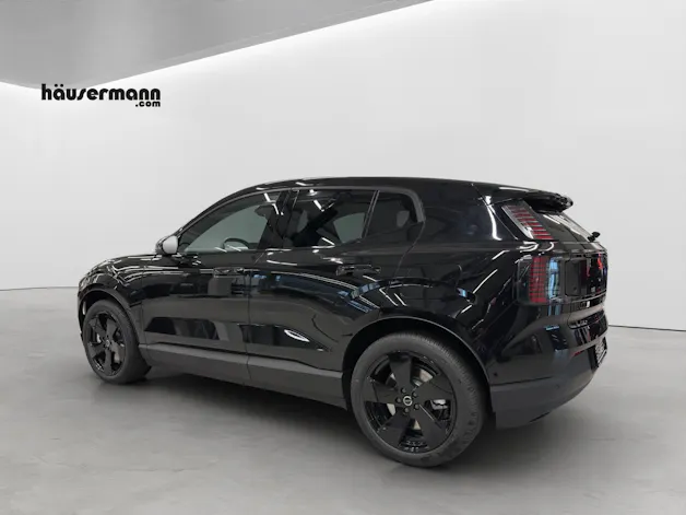 Volvo EX30 Ultra XCENTRIC Black Edition