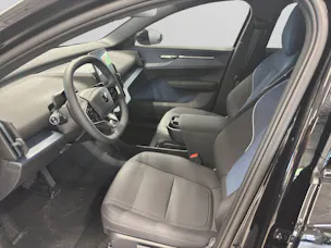 Volvo EX30 Plus XCENTRIC Black Edition