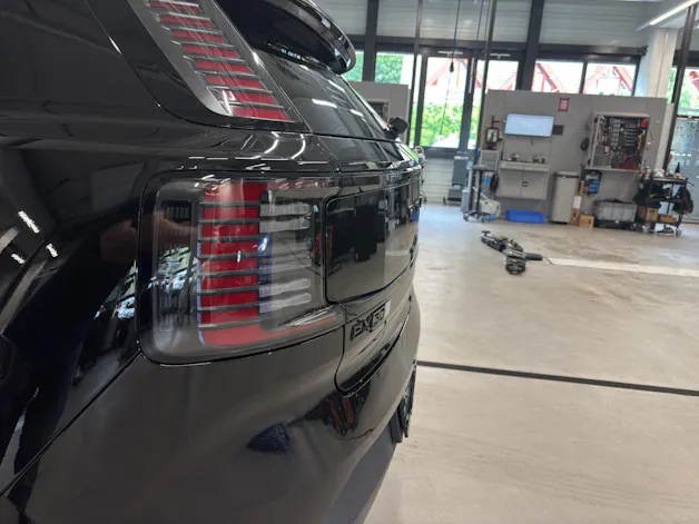 Volvo EX30 Plus XCENTRIC Black Edition