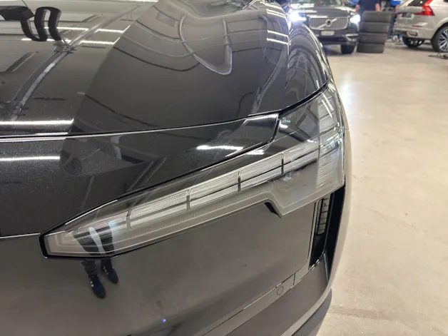Volvo EX30 Plus XCENTRIC Black Edition