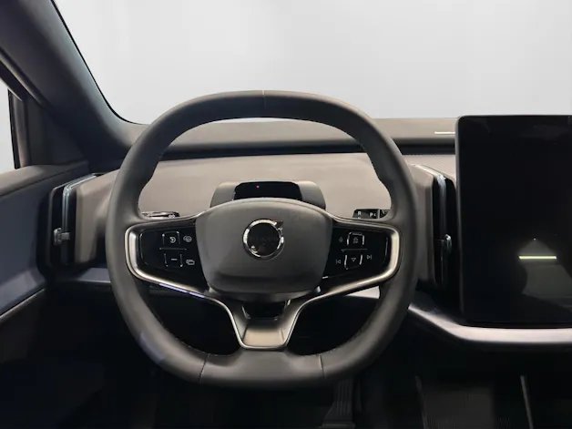 Volvo EX30 Plus XCENTRIC Black Edition