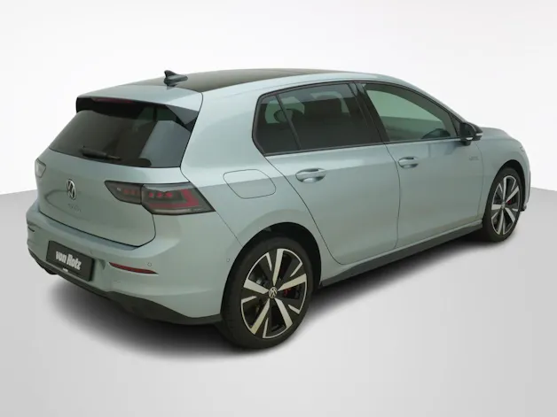 VW Golf VIII 1.5 TSI Plug-in-Hybrid GTE DSG