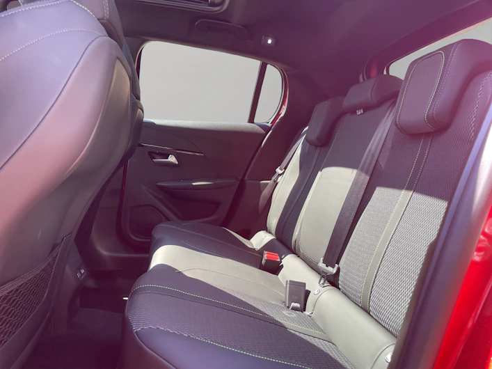Fahrzeugbild PEUGEOT 208