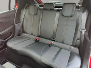 Fahrzeugbild PEUGEOT 208 1.2 Hybrid 145 GT