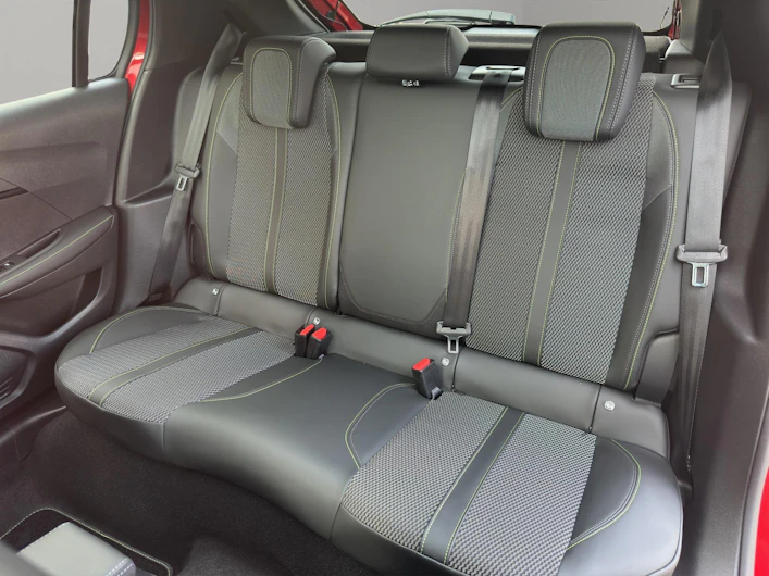 Fahrzeugbild PEUGEOT 208