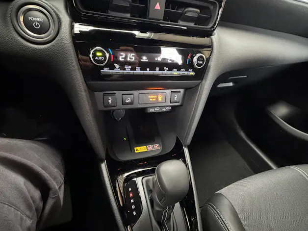 Toyota Yaris Cross 1.5 VVT-i HSD Premium AWD-i