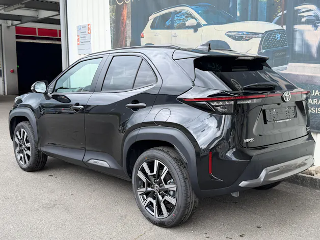 Toyota Yaris Cross 1.5 VVT-i HSD Premium AWD-i