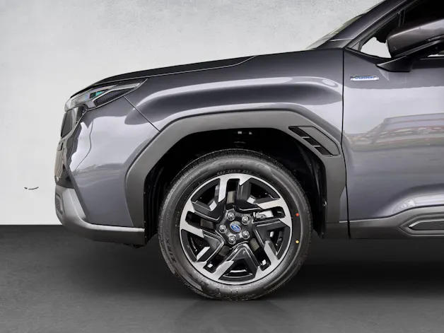 Subaru Forester Station 2.0i e-Boxer Swiss Plus
