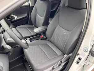 Toyota Yaris 1.5 VVT-i HSD Comfort