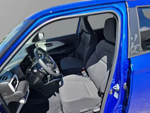 Suzuki Swift 1.2 Sakura Top Hybrid