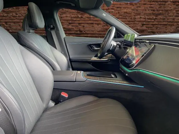 Mercedes-Benz E 200 9G-Tronic 4Matic