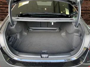 Mercedes-Benz E 200 9G-Tronic 4Matic