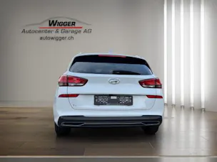 Hyundai i30 W 1.0 T-GDi AmpliaDCT