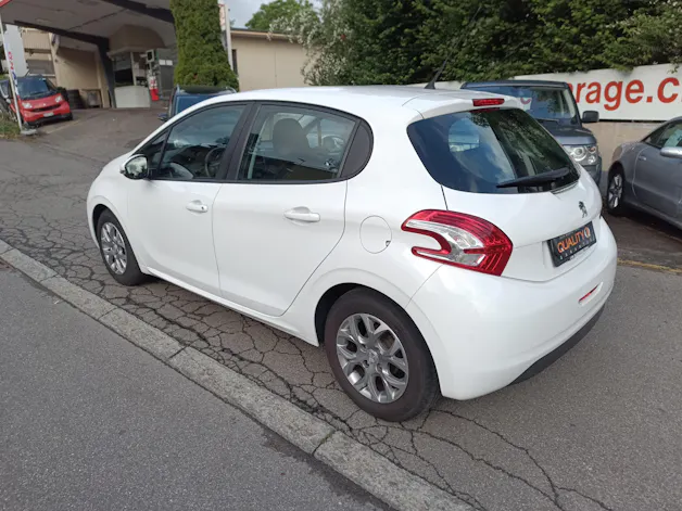 Peugeot 208 1.2 VTI Access