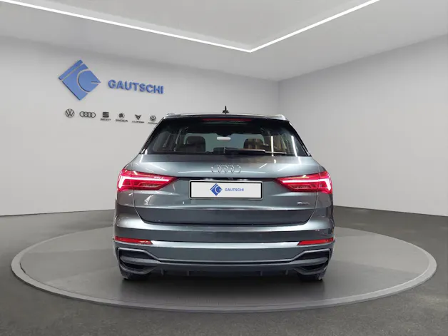 Audi Q3 40 TFSI S line quattro S-tronic