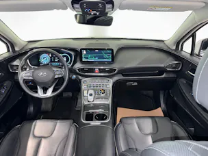 Hyundai Santa Fe 1.6 T-GDi HEV Amplia 4WD Automatic | 1.Hand | Inkl. Dachbox | Werksgarantie |