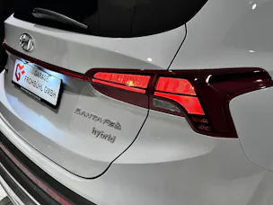 Hyundai Santa Fe 1.6 T-GDi HEV Amplia 4WD Automatic | 1.Hand | Inkl. Dachbox | Werksgarantie |
