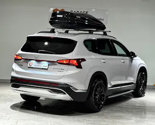 Hyundai Santa Fe 1.6 T-GDi HEV Amplia 4WD Automatic | 1.Hand | Inkl. Dachbox | Werksgarantie |