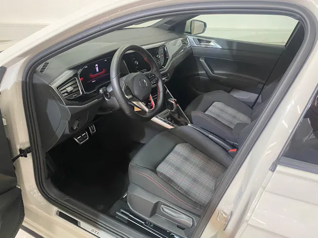 VW Polo 2.0 TSI GTI DSG
