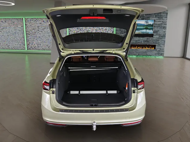 Škoda Superb Combi 2.0 TDi L&K 4x4 DSG