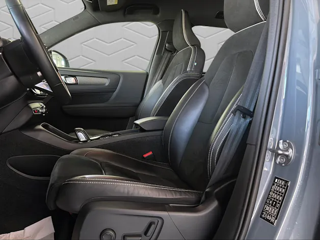VOLVO XC40 T5 TwE R-Design DCT