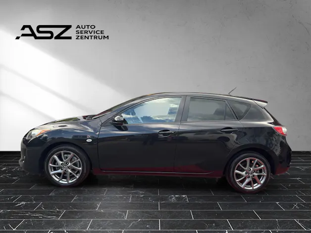 Mazda 3 Hatchback 1.6 Red Edition