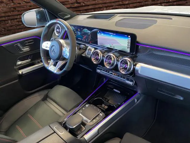 Mercedes-Benz GLB 35 AMG 4 MATIC