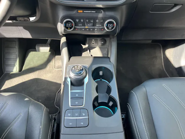 Ford Kuga 2.5 PHEV Vignale 2WD