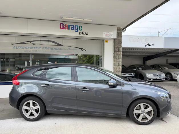 Volvo V40 D3 Momentum Geartronic