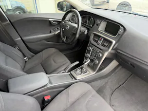 Volvo V40 D3 Momentum Geartronic